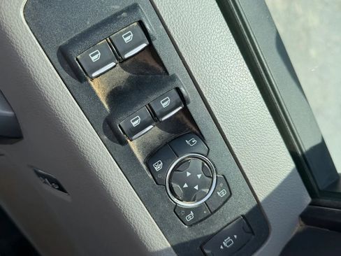 Used 2022 Ford F250 XLT w/ XLT Value Package AWD/4WD image 18