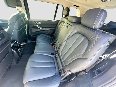 Used 2020 BMW X7 xDrive40i w/ Premium Package image 26