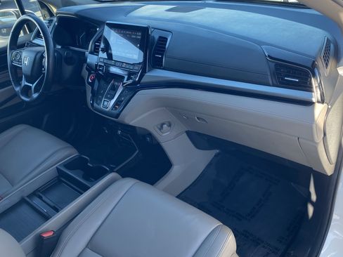 Used 2024 Honda Odyssey Touring image 10