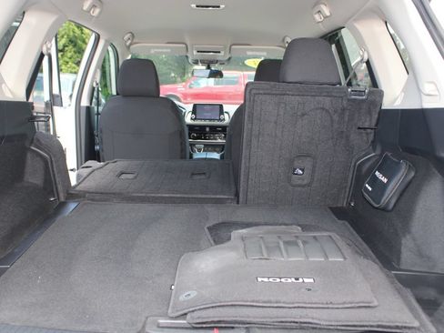 Used 2023 Nissan Rogue S AWD/4WD image 32