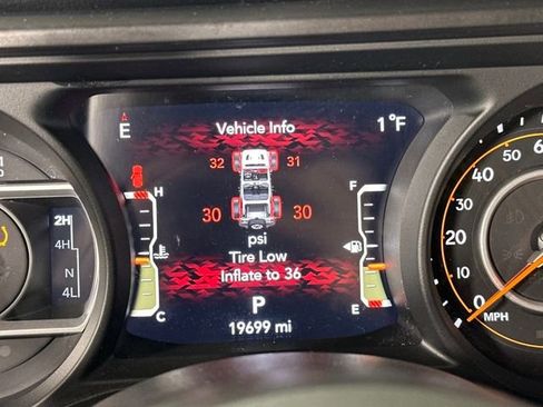 Used 2024 Jeep Wrangler Sport S image 18