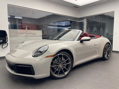 Certified 2023 Porsche 911 Carrera image 1