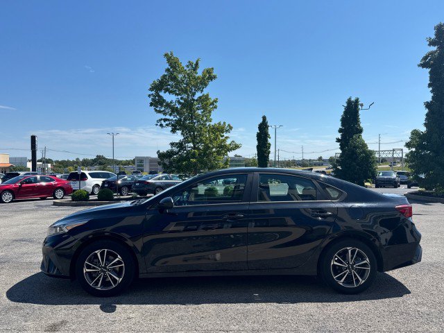 Used 2023 Kia Forte LXS FWD image 13