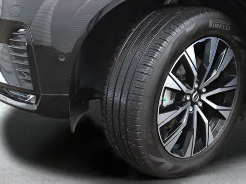 Certified 2025 Volvo XC60 B5 Plus w/ Protection Package Premier AWD/4WD image 46
