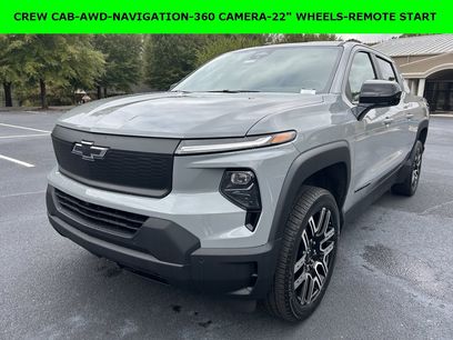 New 2026 Chevrolet Silverado EV W/T w/ LPO, Custom Package
