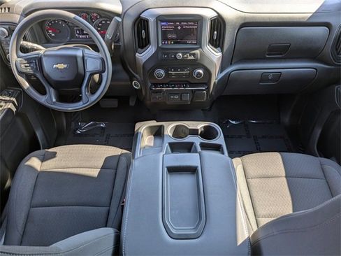 Used 2024 Chevrolet Silverado 1500 Custom image 18