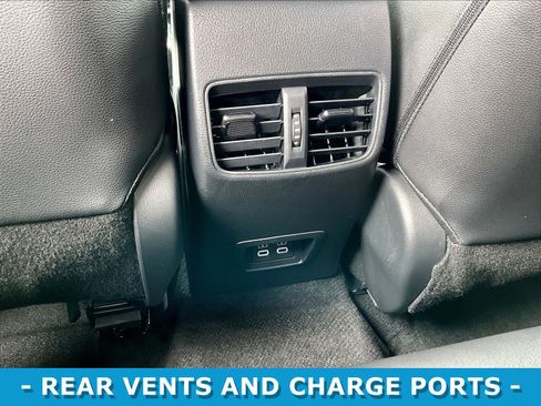 Used 2024 Toyota Corolla Cross AWD Hybrid w/ Convenience Package image 10