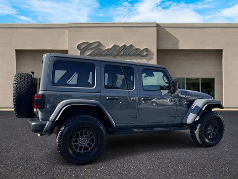 Used 2022 Jeep Wrangler Unlimited Rubicon w/ Xtreme Recon 35" Tire Package AWD/4WD image 3