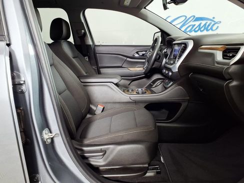 Used 2021 GMC Acadia SLE w/ Driver Convenience Package FWD image 12