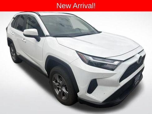 Used 2024 Toyota RAV4 LE AWD/4WD image 1