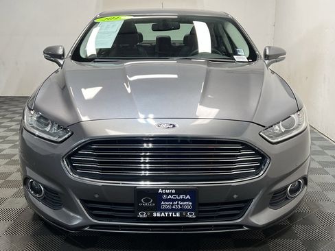 Used 2014 Ford Fusion SE w/ Equipment Group 202A image 2