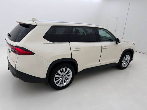 Used 2024 Toyota Grand Highlander Platinum image 6