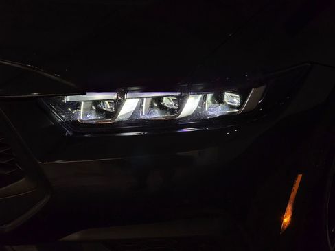 Used 2024 Ford Mustang Coupe image 12