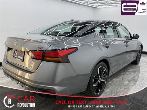 Used 2023 Nissan Altima 2.5 SR FWD image 7