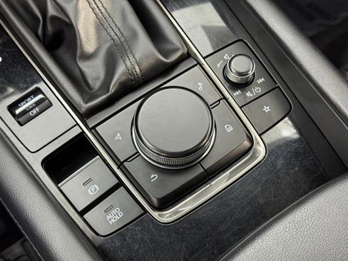 Used 2022 MAZDA MAZDA3 s image 29