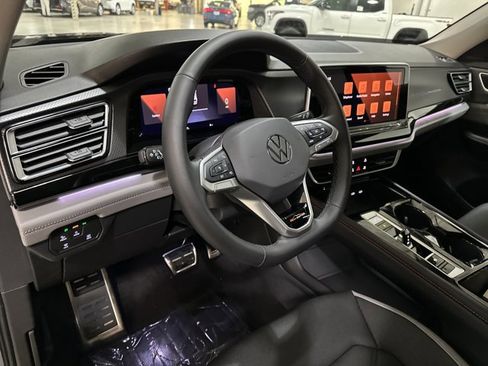 New 2026 Volkswagen Atlas Peak Edition AWD/4WD image 15