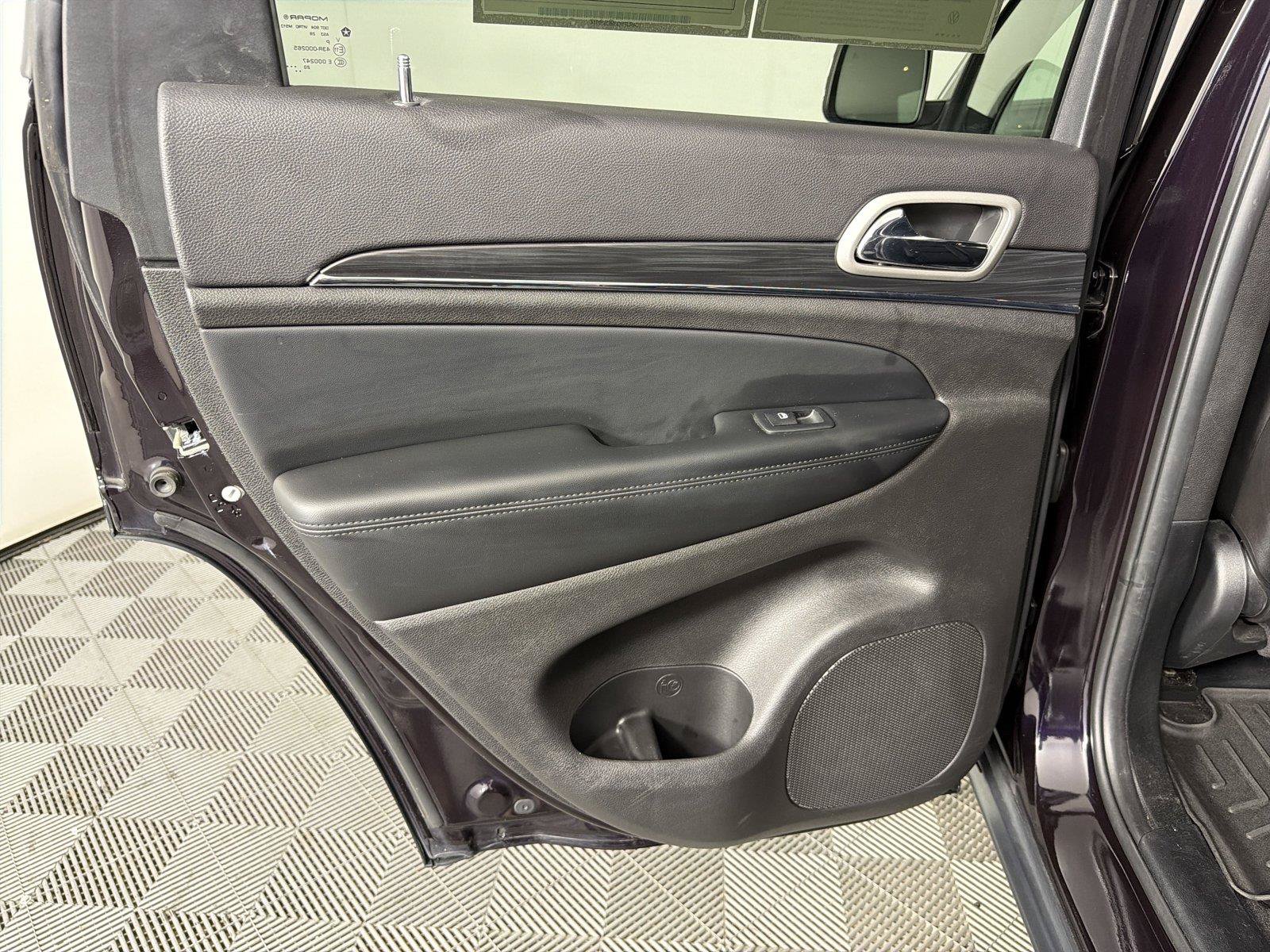 Used 2021 Jeep Grand Cherokee Limited RWD image 20