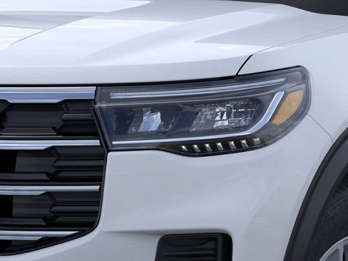 New 2026 Ford Explorer Active AWD/4WD image 18