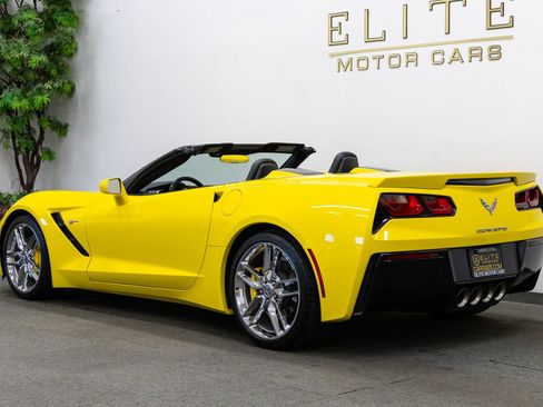 Used 2016 Chevrolet Corvette Stingray Convertible w/ 3LT Preferred Equipment Group image 3