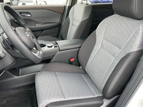 Certified 2023 Nissan Rogue SV AWD/4WD image 6