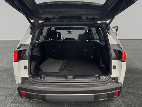 New 2026 Jeep Cherokee Limited AWD/4WD image 13