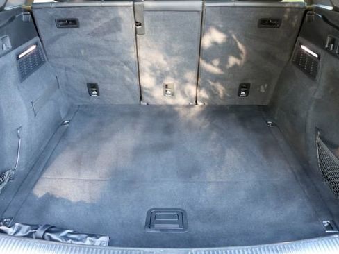 Used 2021 Audi SQ5 Premium Plus w/ Premium Plus Package image 24