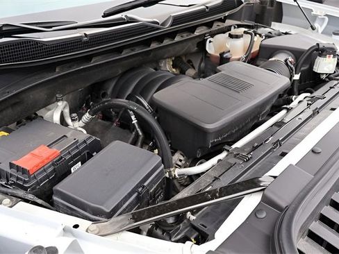 Used 2024 Chevrolet Silverado 1500 ZR2 image 36