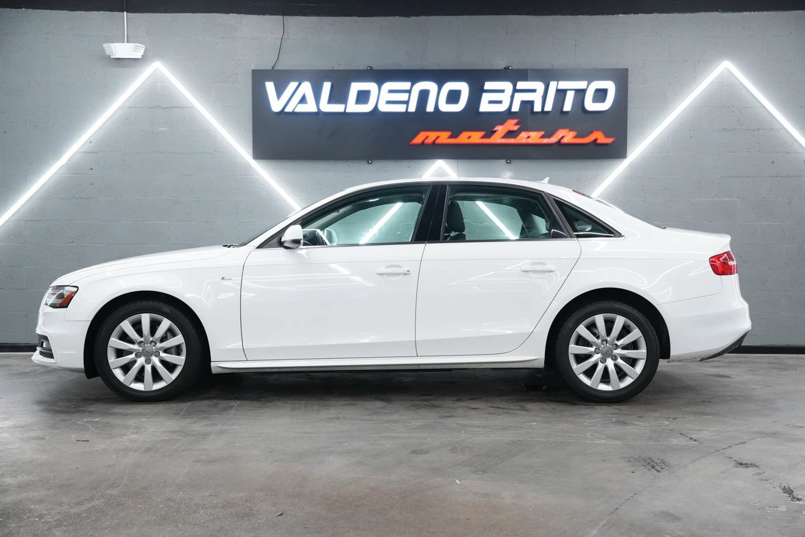 Used 2015 Audi A4 2.0T Premium FWD image 10