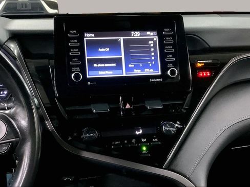 Used 2024 Toyota Camry SE FWD image 7
