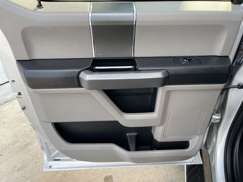 Used 2018 Ford F150 XLT w/ Equipment Group 301A Mid RWD image 13