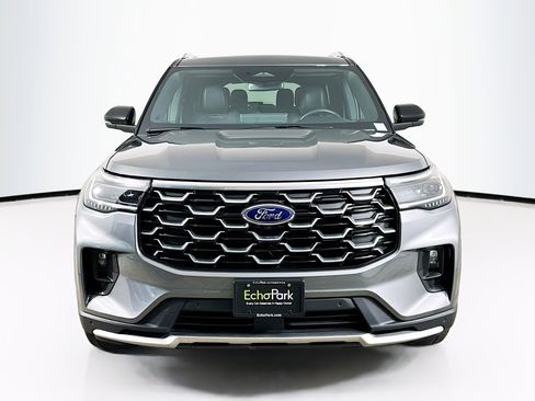 Used 2025 Ford Explorer Platinum w/ LUX Leather Package image 2
