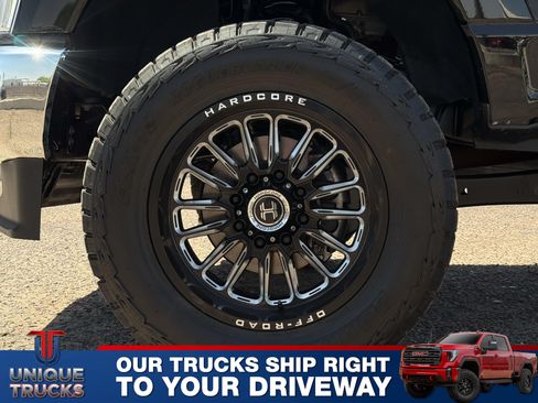 Used 2023 Ford F250 Lariat w/ FX4 Off-Road Package AWD/4WD image 10