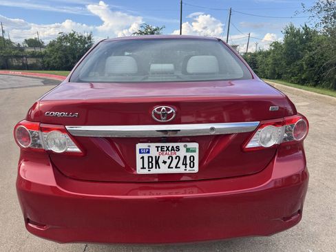 Used 2011 Toyota Corolla LE FWD image 6