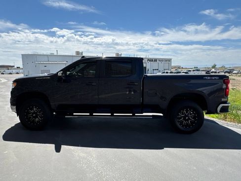 Used 2023 Chevrolet Silverado 1500 LT AWD/4WD image 7