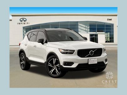 Used 2019 Volvo XC40 T5 R-Design