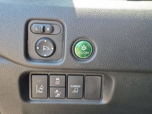 Used 2023 Honda Ridgeline Sport image 16