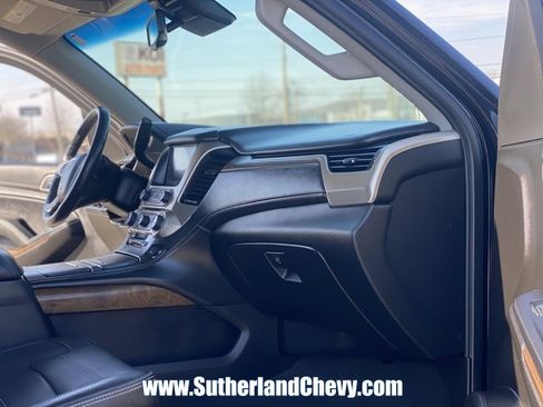 Used 2019 GMC Yukon Denali w/ Denali Ultimate Package image 18