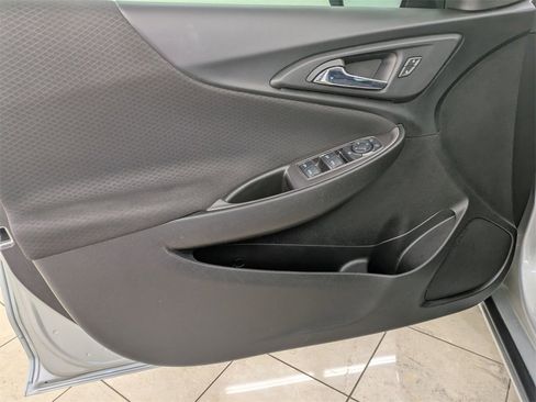 Used 2021 Chevrolet Malibu RS image 15