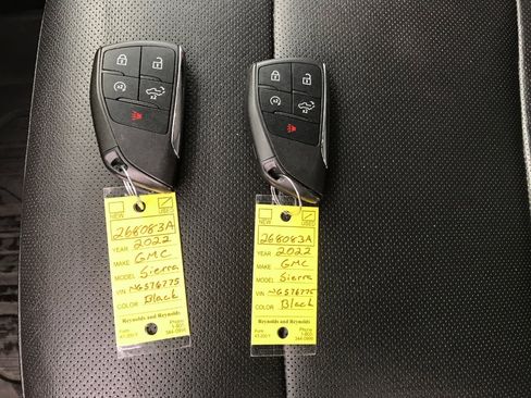 Used 2022 GMC Sierra 1500 SLT w/ SLT Premium Plus Package image 28