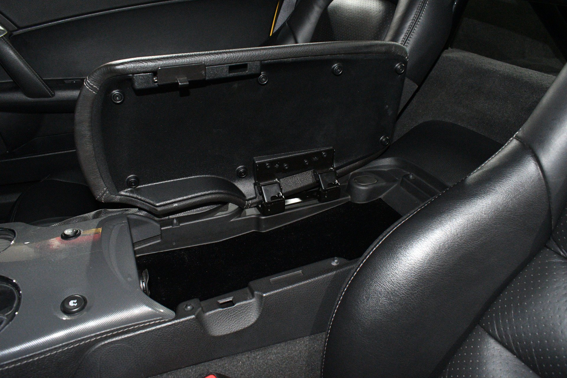 Used 2009 Chevrolet Corvette Z06 w/ Preferred Equipment Group RWD image 42