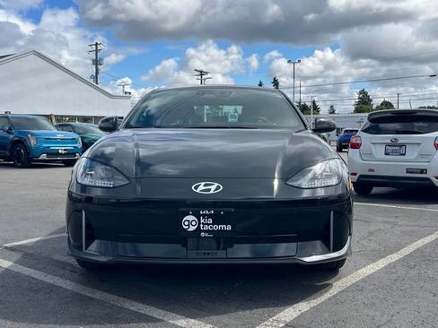 Used 2024 Hyundai Ioniq 6 SE RWD image 4