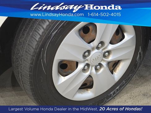 Used 2017 Kia Forte LX image 24