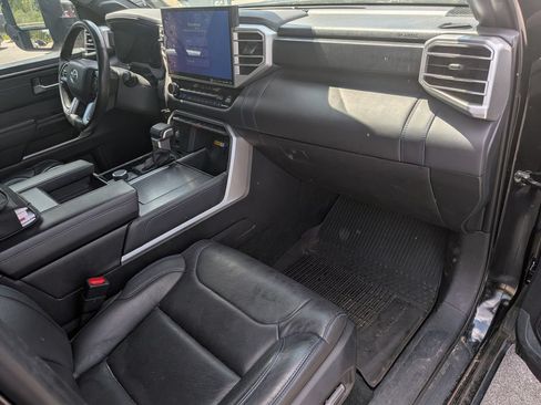 Used 2024 Toyota Tundra Platinum RWD image 31
