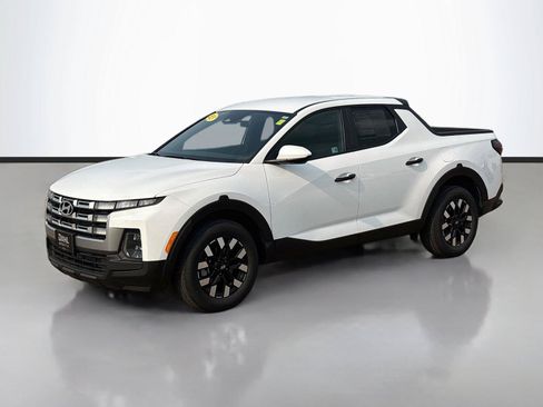 Certified 2025 Hyundai Santa Cruz SE AWD/4WD image 4