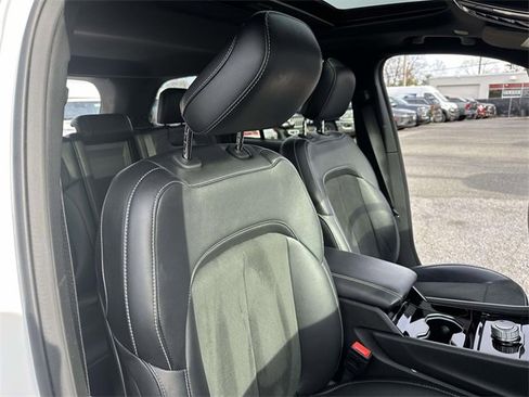 Certified 2023 Jeep Grand Cherokee Altitude image 26