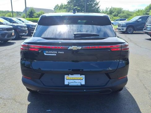 Used 2026 Chevrolet Equinox EV LT w/ Comfort Package AWD/4WD image 6
