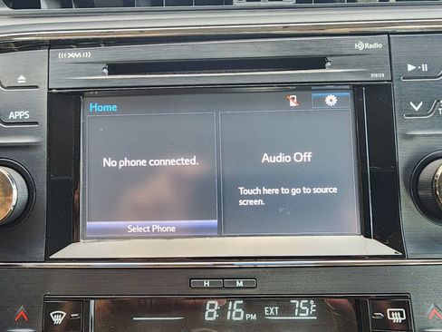 Used 2016 Toyota Avalon XLE image 26