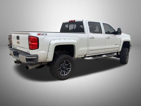 Used 2018 Chevrolet Silverado 2500 LTZ w/ Duramax Plus Package AWD/4WD image 2