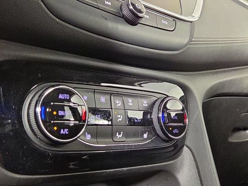 Used 2023 Buick Encore GX Select FWD image 20