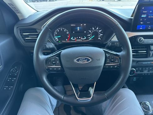 Certified 2022 Ford Escape SEL image 27
